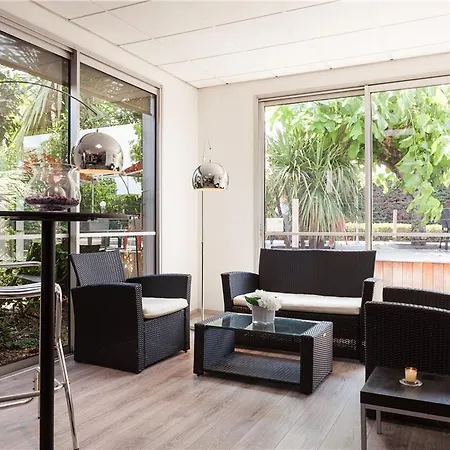 Og Du Phare Bordeaux * Merignac (Gironde)